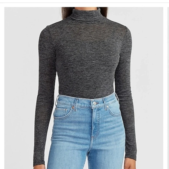 Express mock neck top - Picture 1 of 6